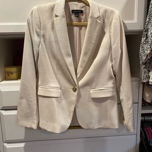 Elegant Cream Women's Blazer